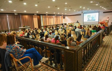 Vseslovenski seminar zdravstveno administrativnih sodelavcev na Otočcu.